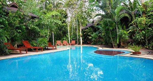 באן קרוט Baan Klang Aow Beach Resort מראה חיצוני תמונה