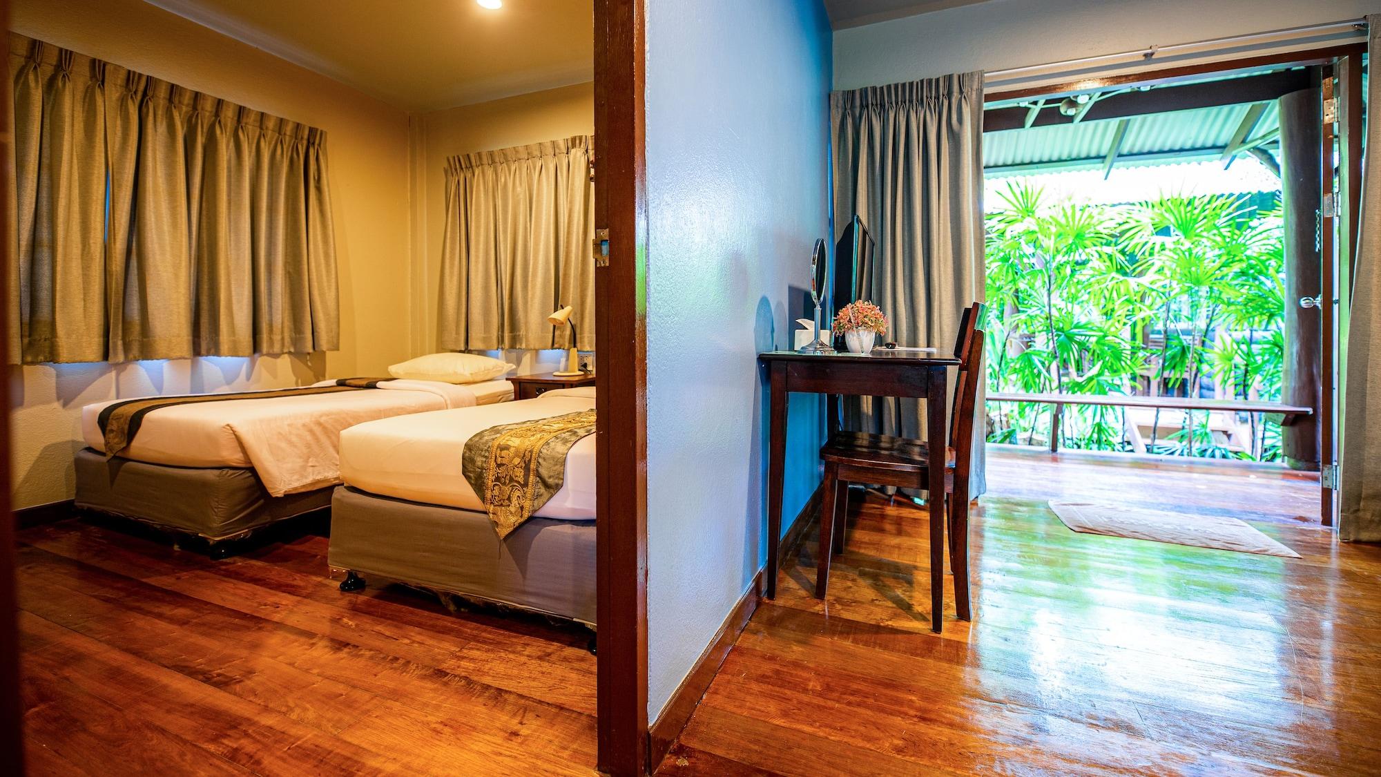 באן קרוט Baan Klang Aow Beach Resort מראה חיצוני תמונה