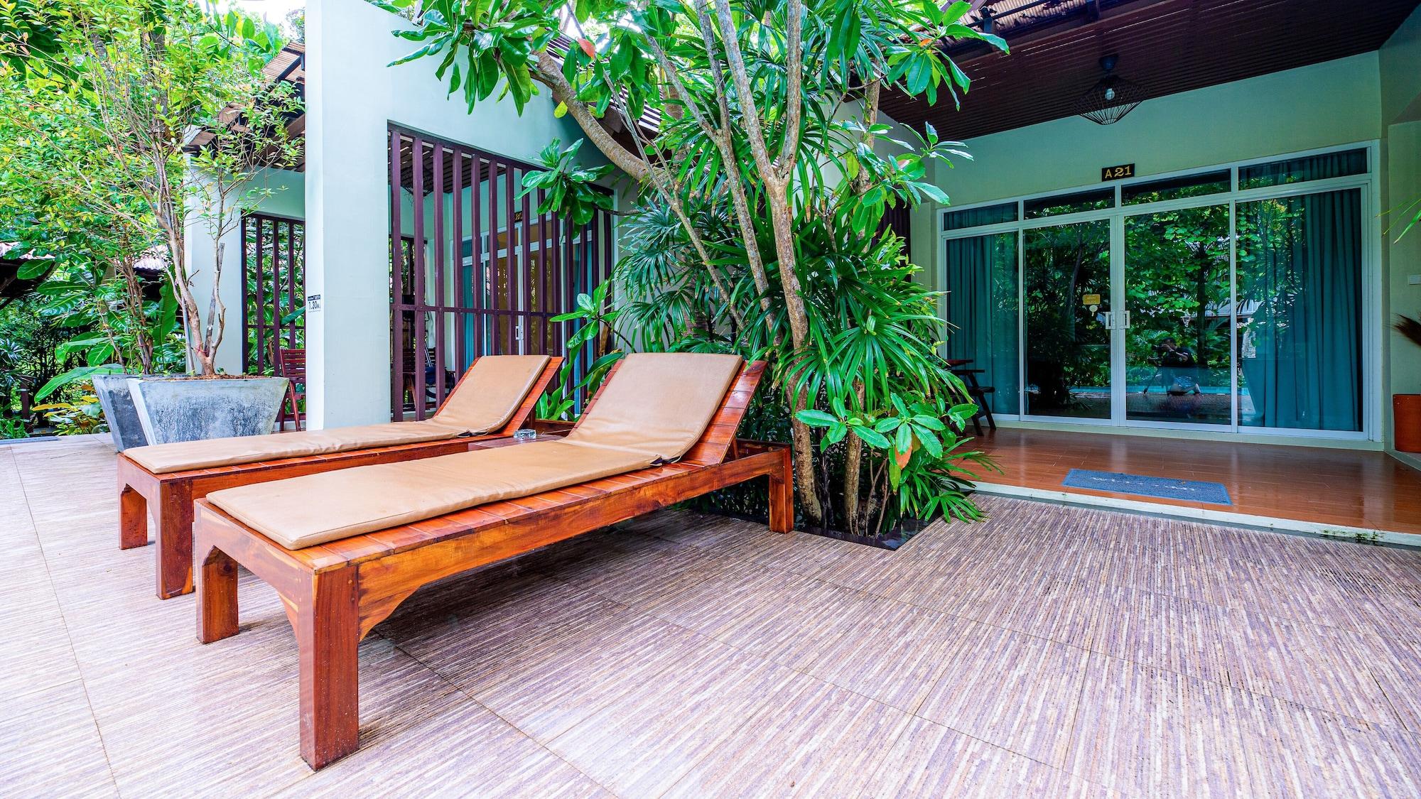 באן קרוט Baan Klang Aow Beach Resort מראה חיצוני תמונה