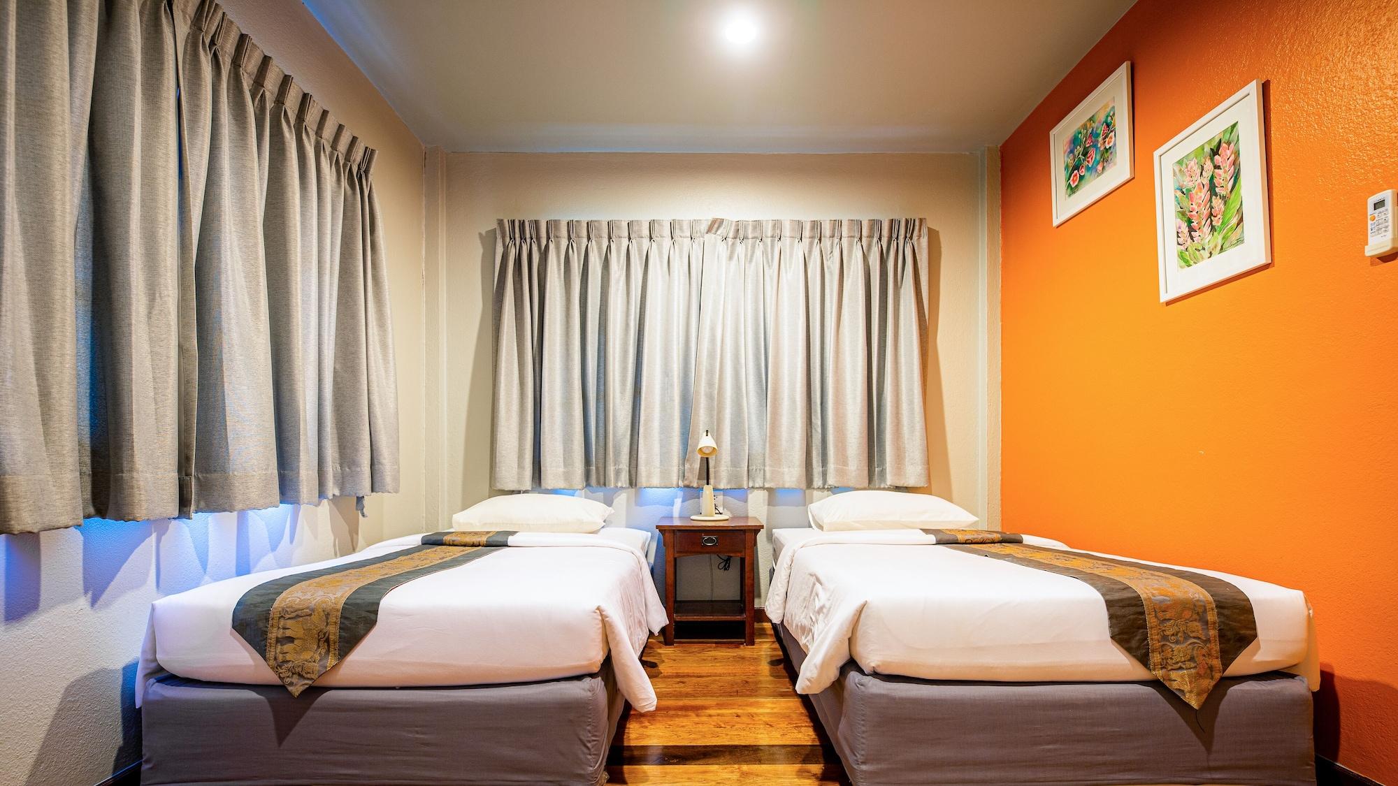 באן קרוט Baan Klang Aow Beach Resort מראה חיצוני תמונה