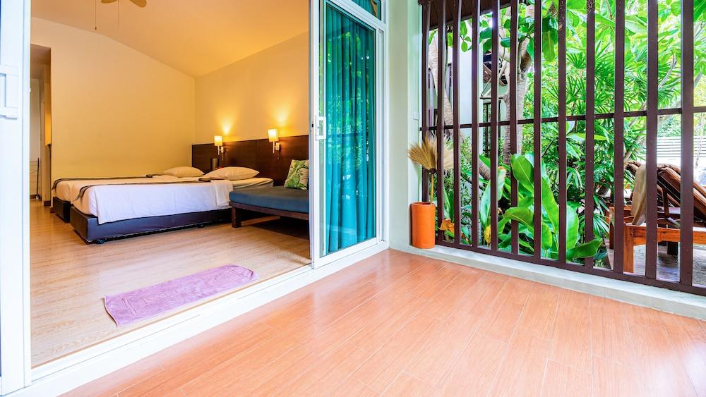באן קרוט Baan Klang Aow Beach Resort מראה חיצוני תמונה