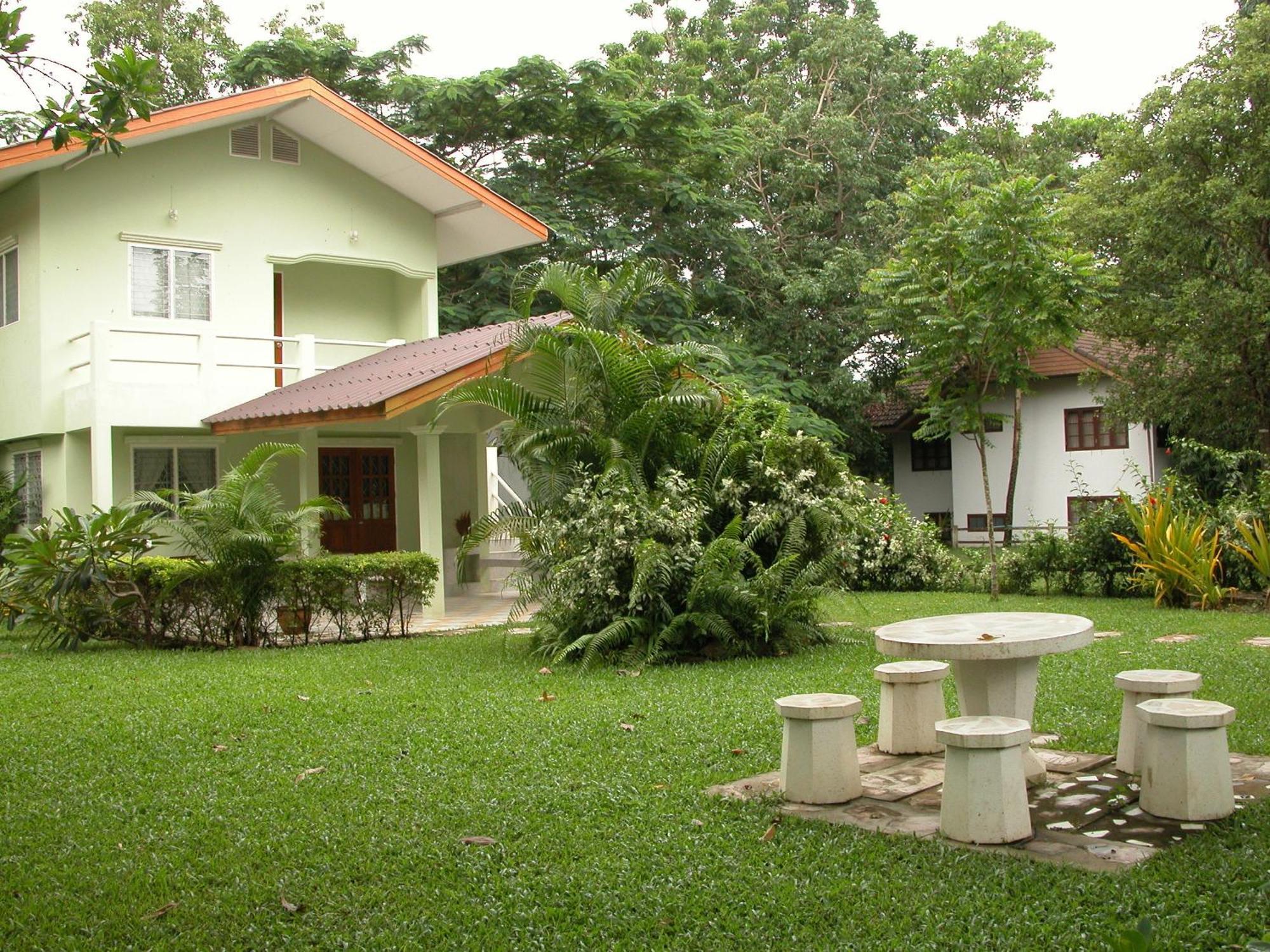 באן קרוט Baan Klang Aow Beach Resort מראה חיצוני תמונה